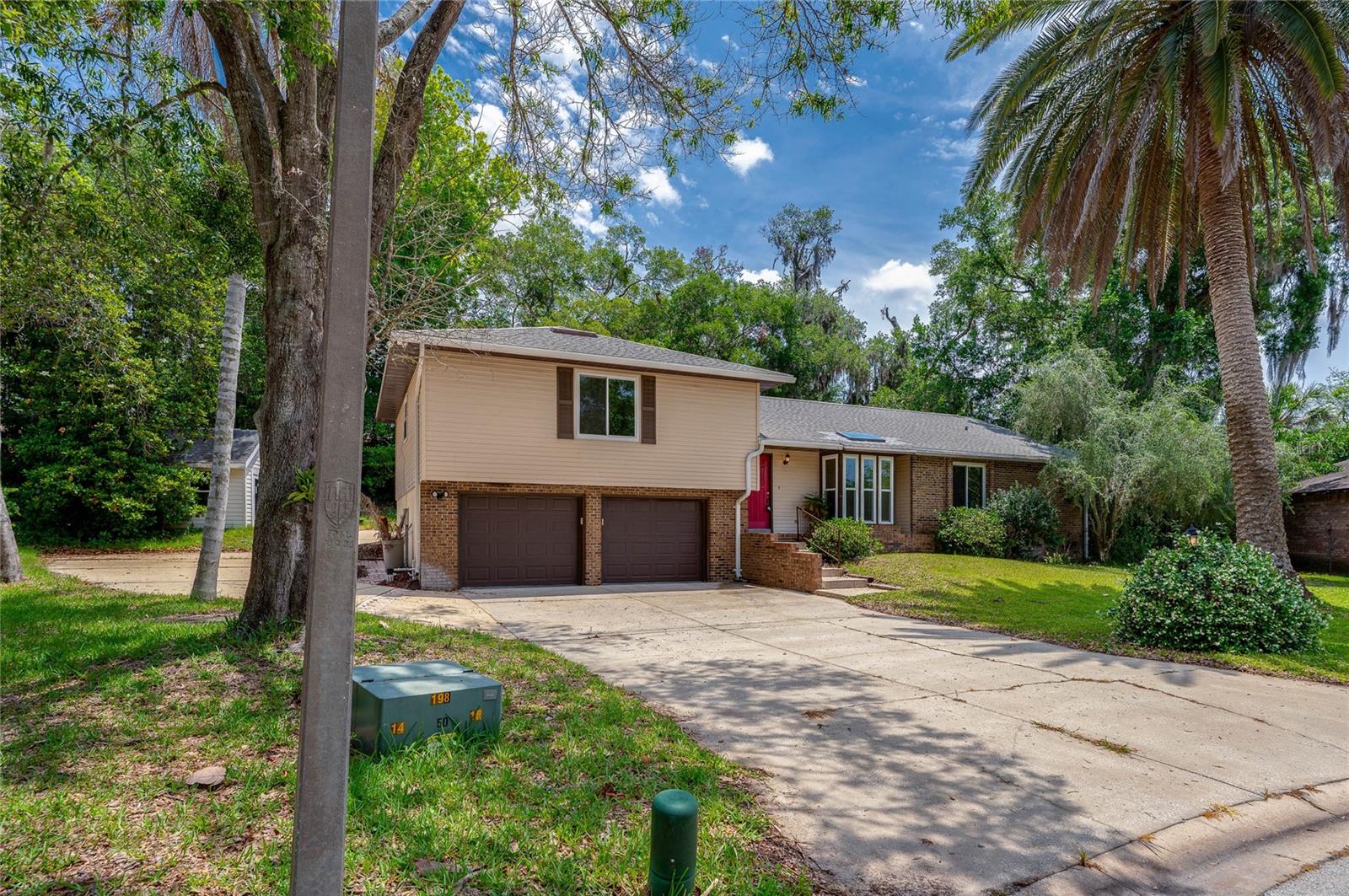 7 Waterfront Ct Property Photo 4