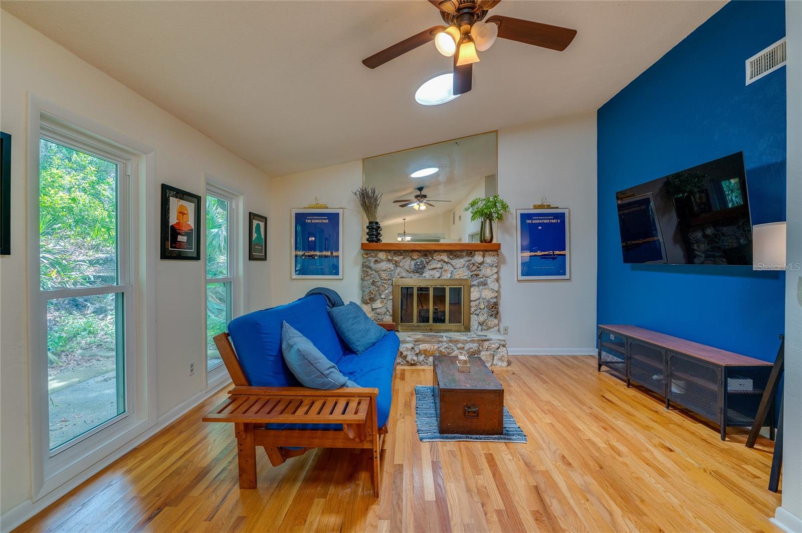 7 Waterfront Ct Property Photo 11