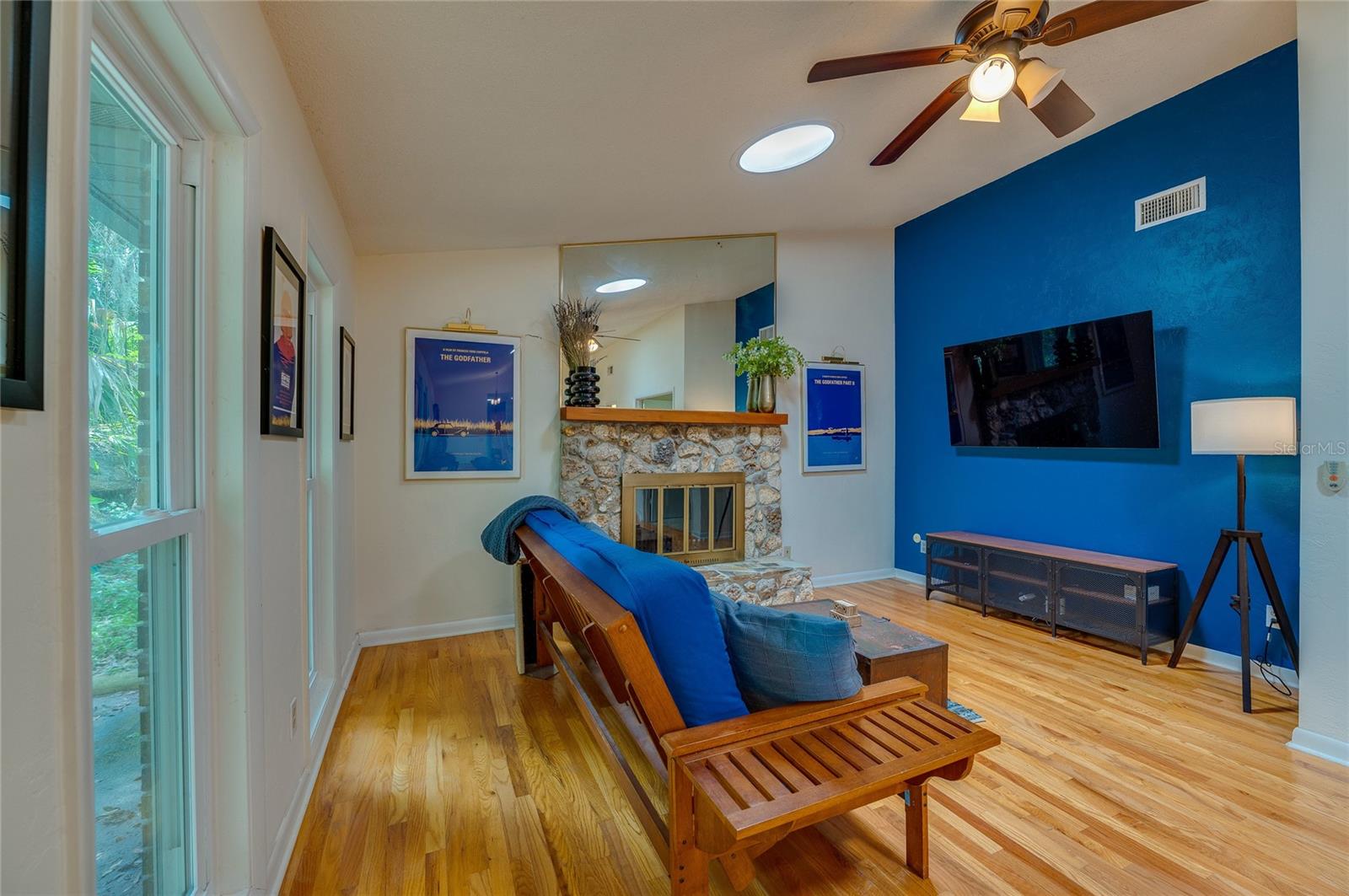 7 Waterfront Ct Property Photo 12