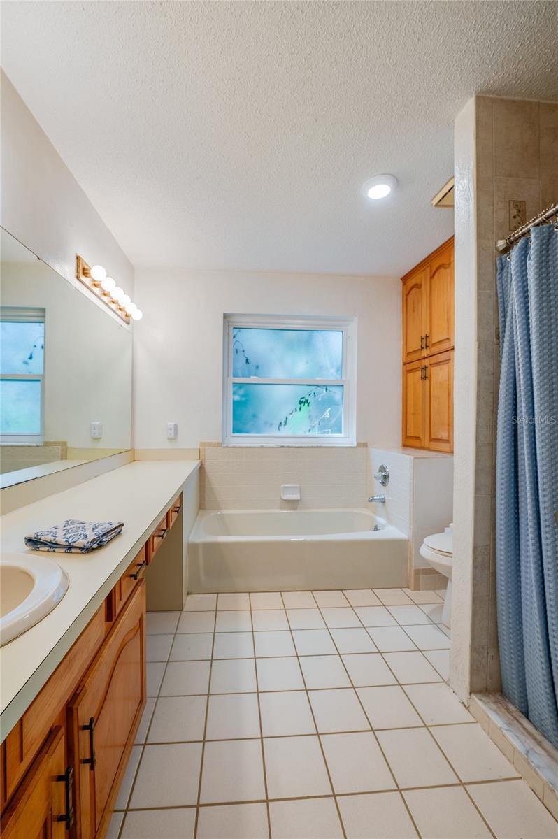 7 Waterfront Ct Property Photo 23