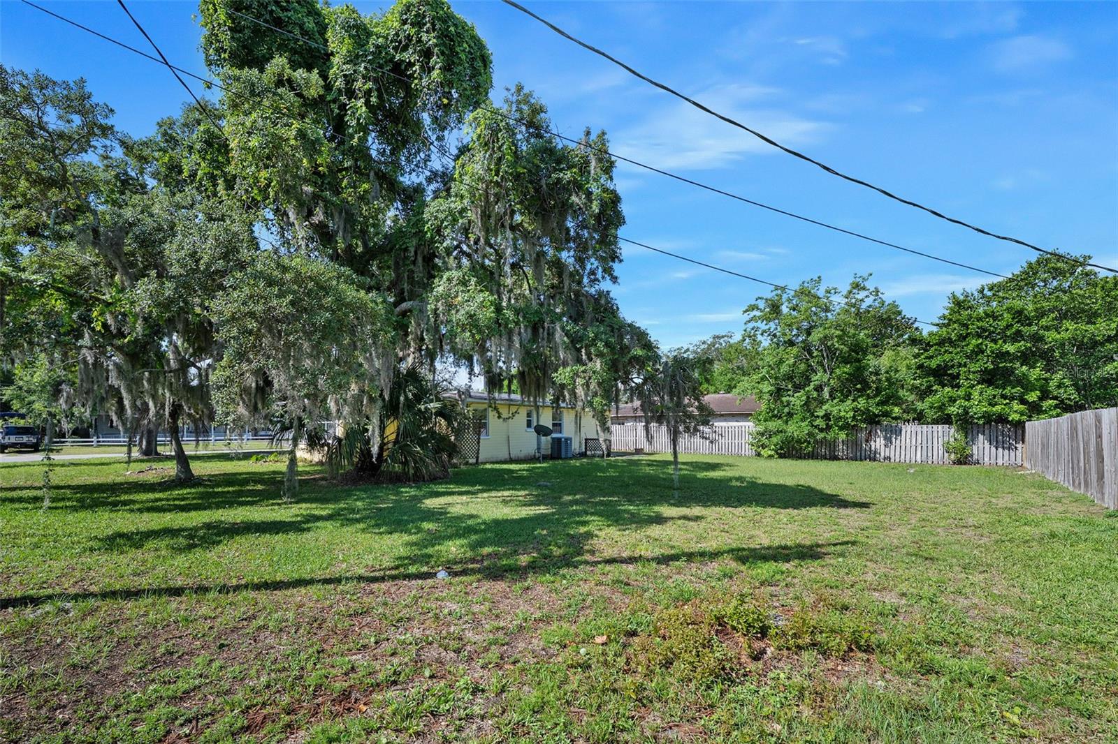 183 Hernandez Ave Property Photo 2