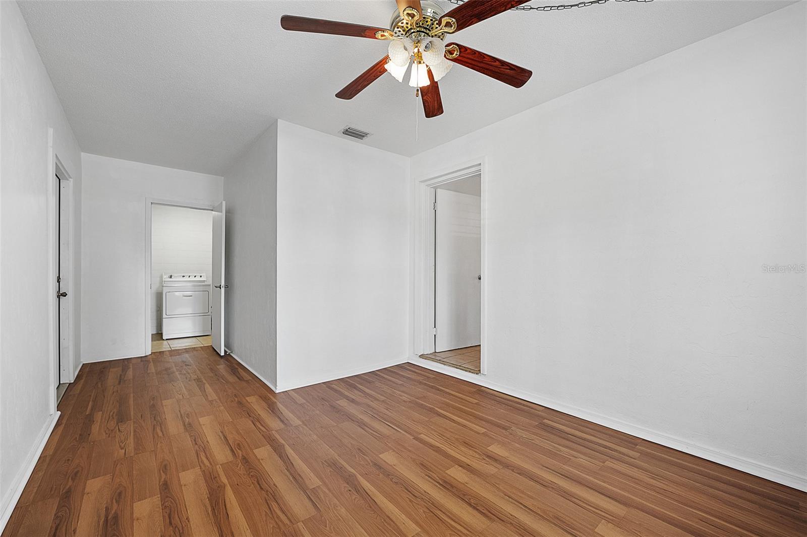 183 Hernandez Ave Property Photo 15
