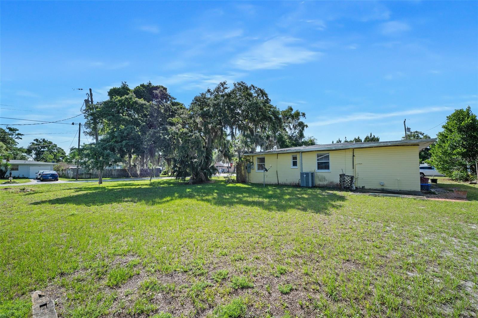 183 Hernandez Ave Property Photo 24