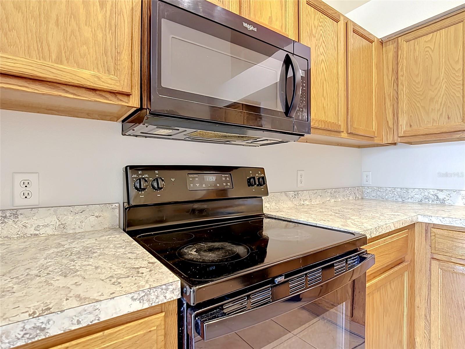 3393 Celena Cir Property Photo 23
