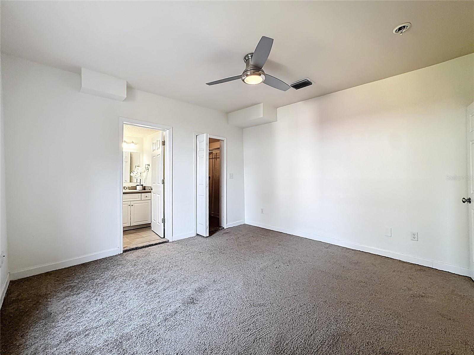 1148 N Grandview St Property Photo 32