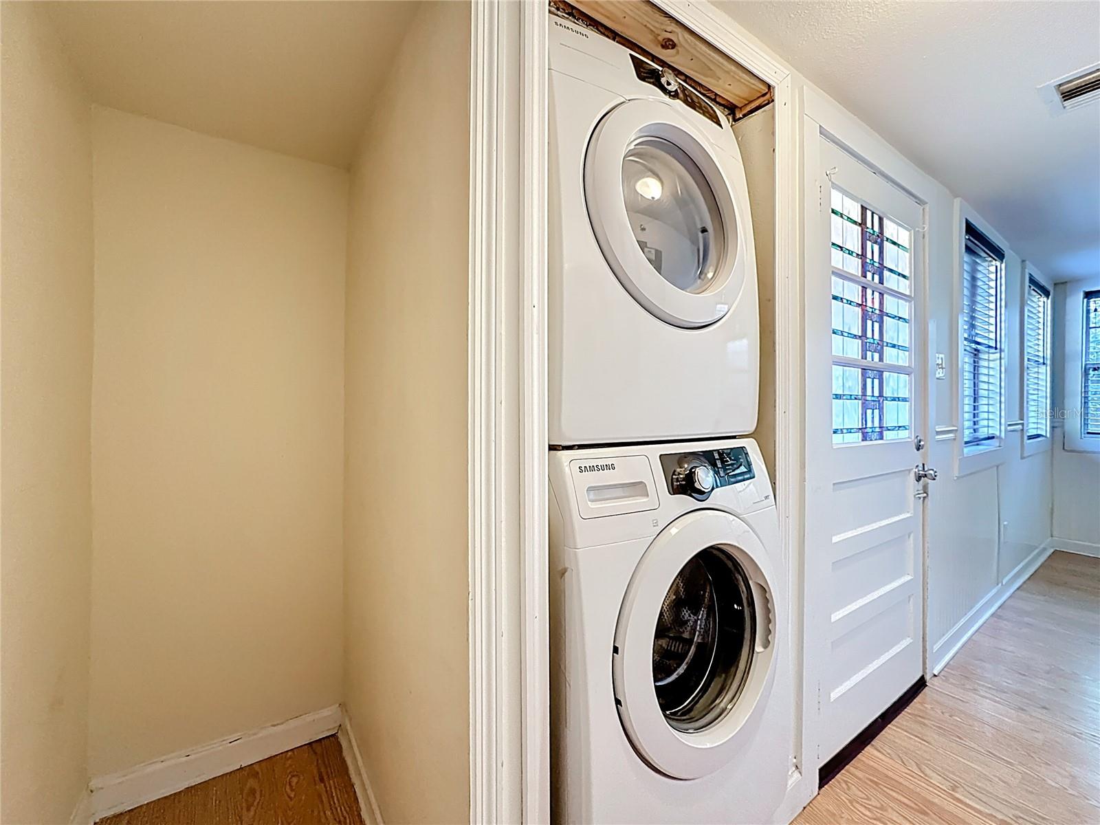 1148 N Grandview St Property Photo 49