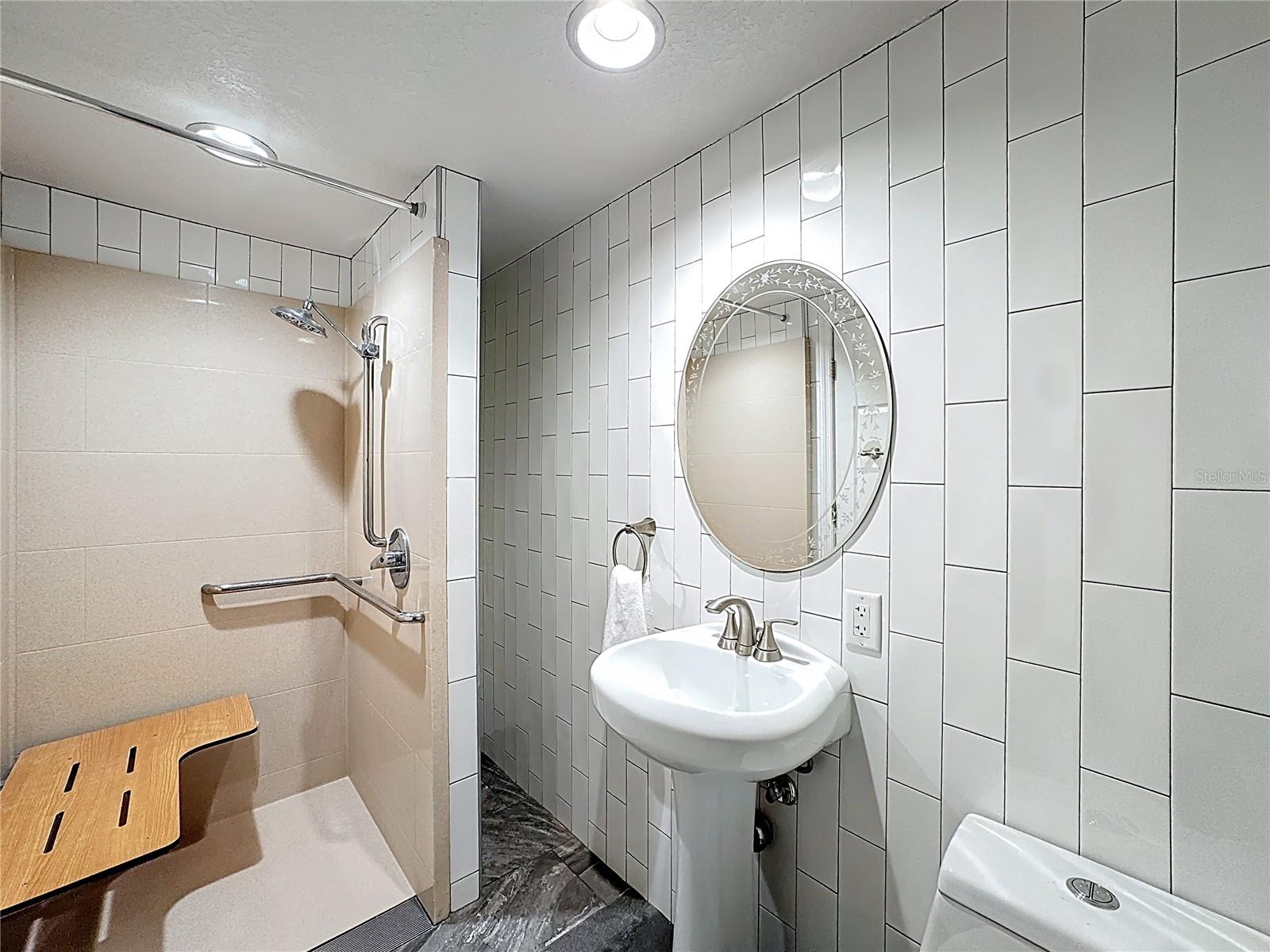 1148 N Grandview St Property Photo 58