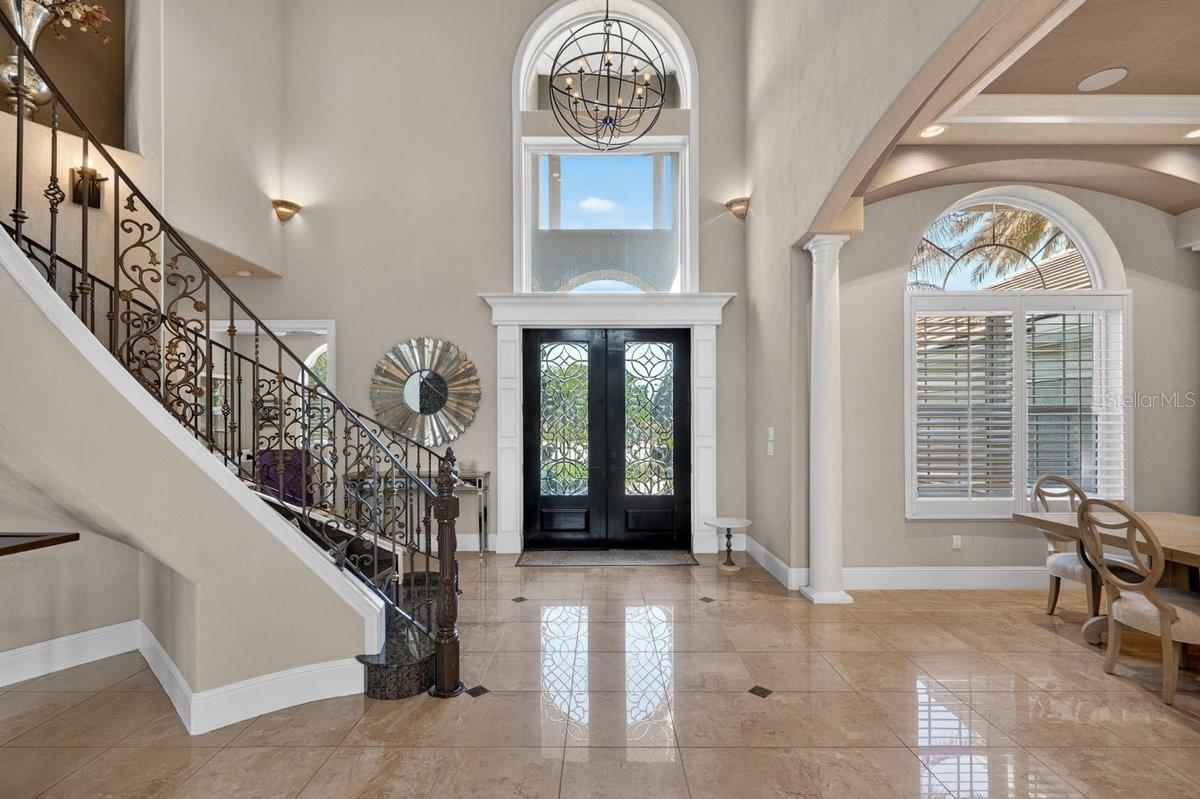 1117 Oxbridge Ln Property Photo 9