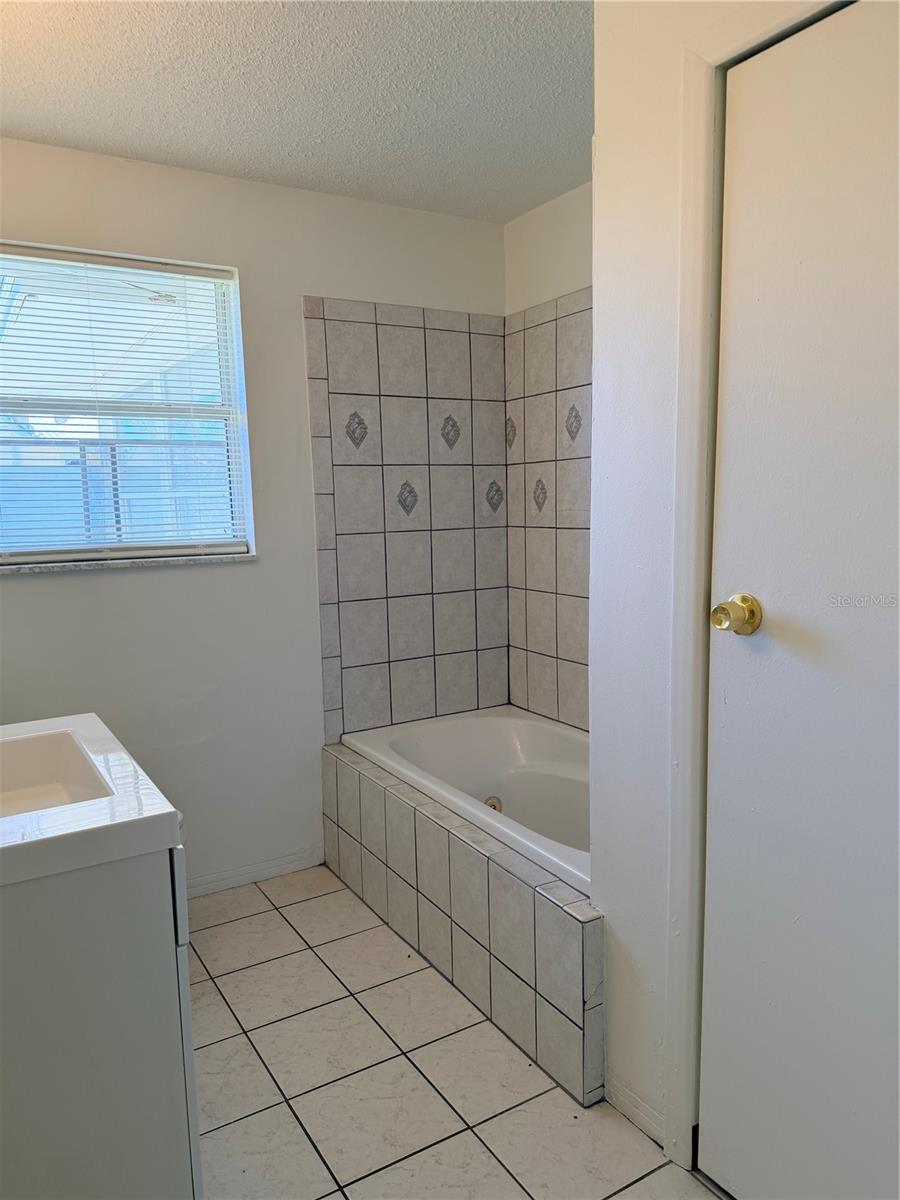 192 Ponce De Leon Dr Property Photo 22