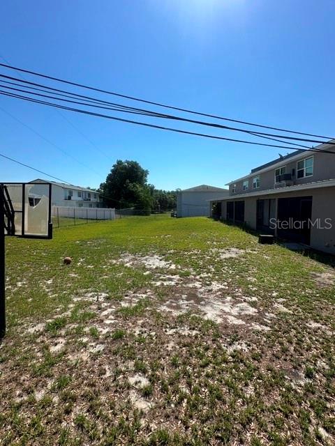112 Caribbean St Property Photo 8