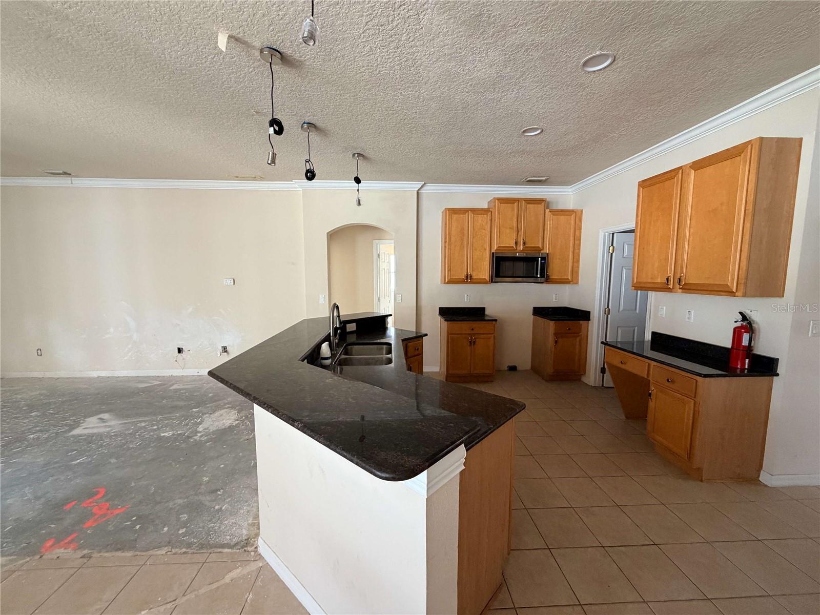 2875 Beaver Ridge Loop Property Photo 7