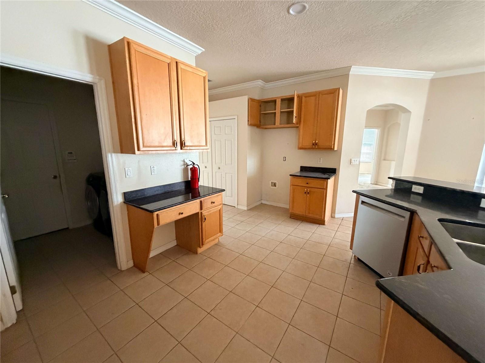 2875 Beaver Ridge Loop Property Photo 9