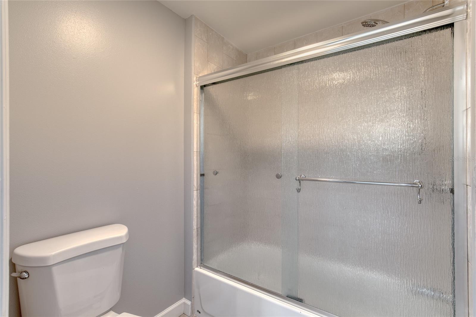 732 Avondale Ave Property Photo 24