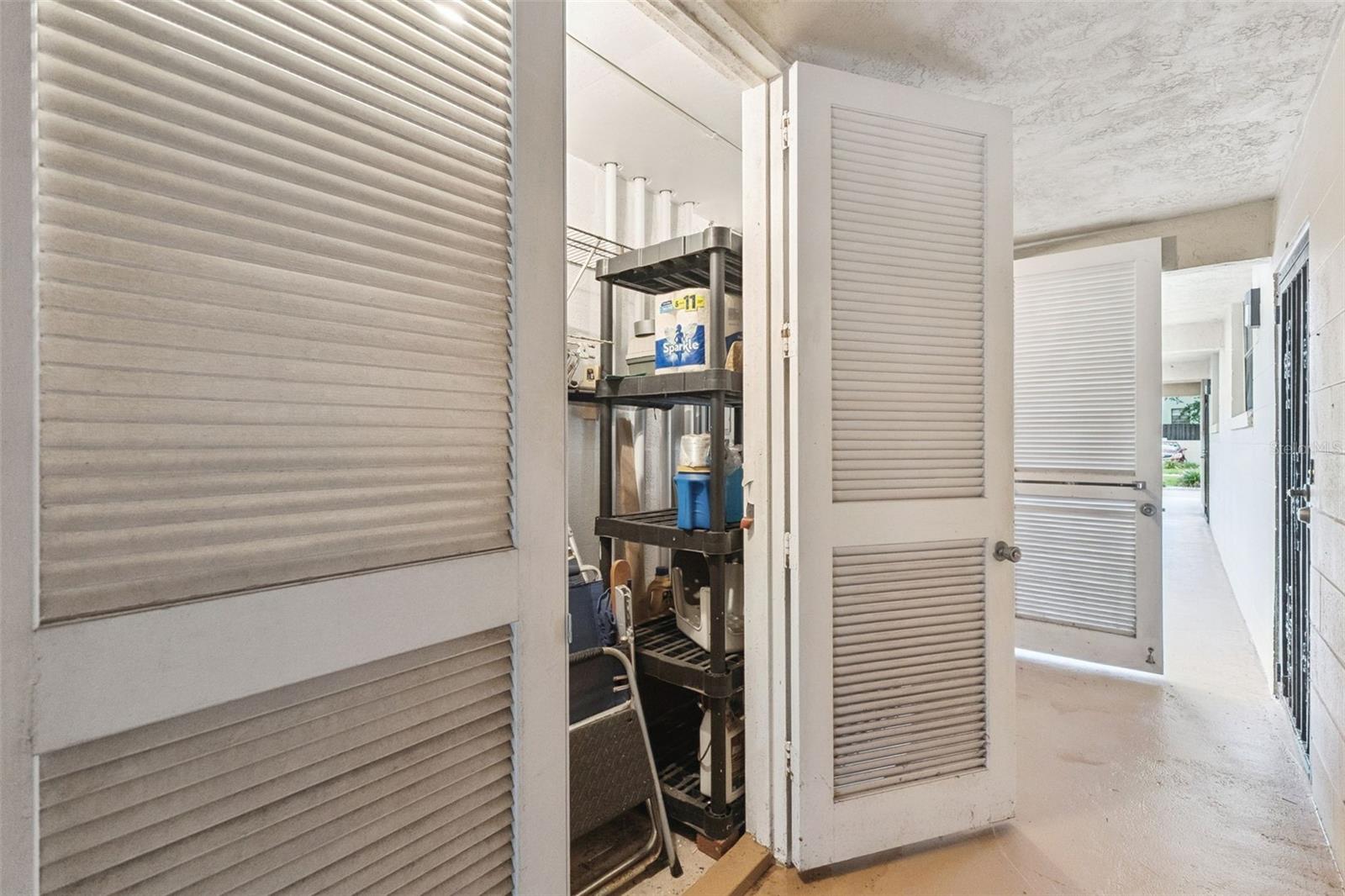 325 Wilder Blvd #103 Property Photo 16