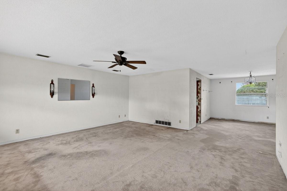 2342 Citrus Ave Property Photo 7