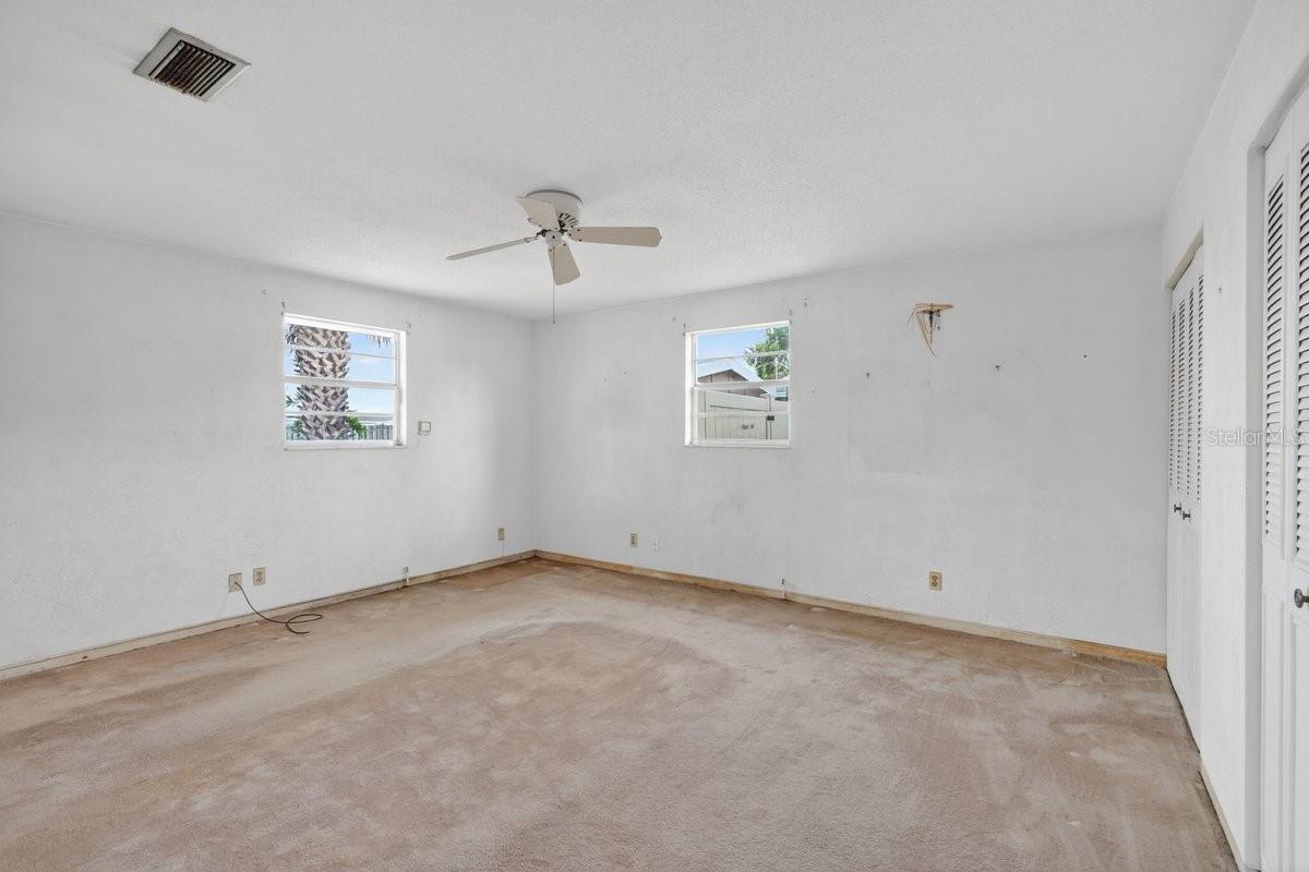 2342 Citrus Ave Property Photo 10