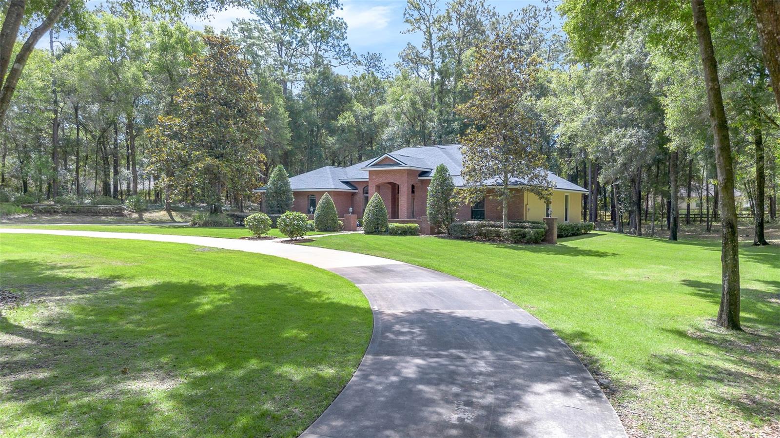 1010 Geryl Way Property Photo 1