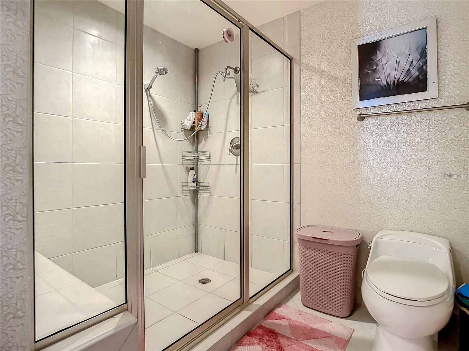 241 Riverside Dr #1809 Property Photo 43