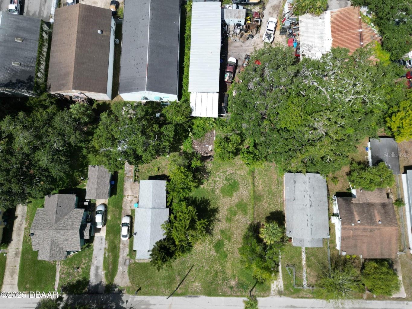 724 State Ave Property Photo 3