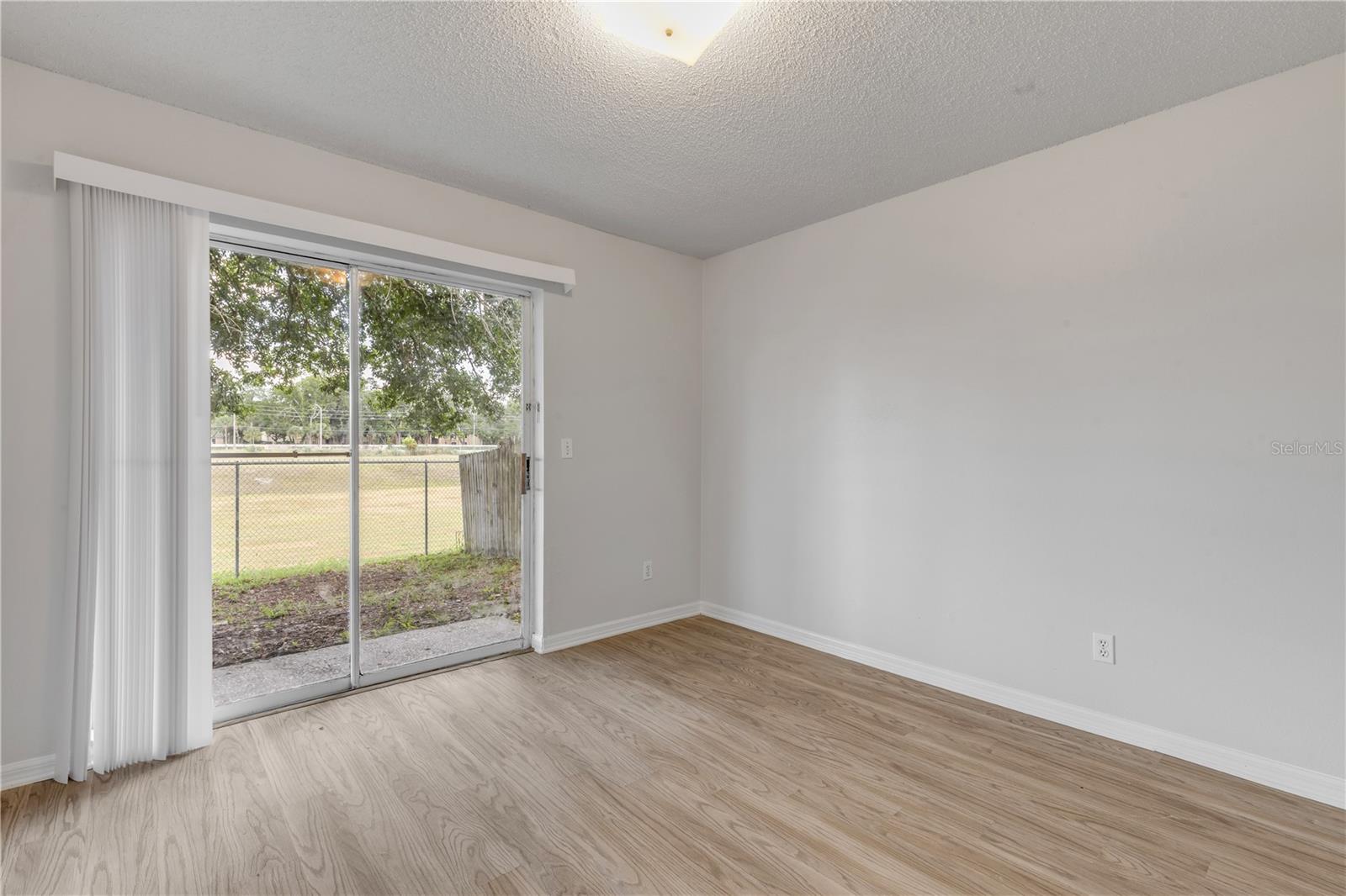 5546 Regal Oak Cir Property Photo 11
