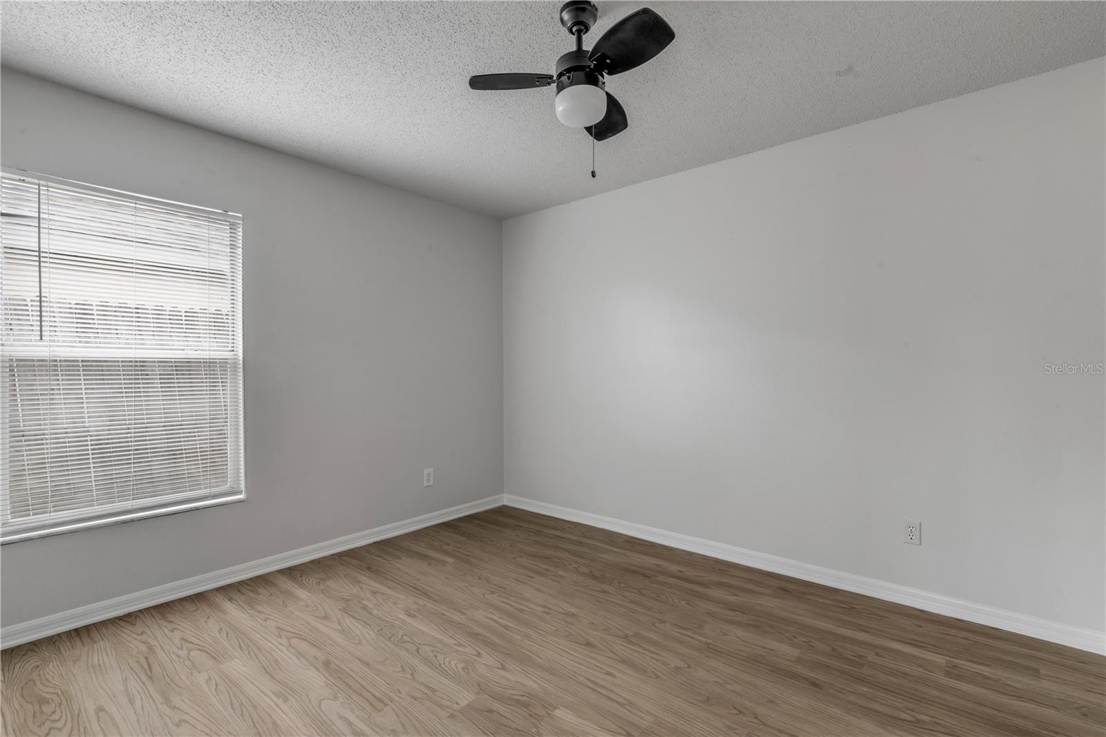 5546 Regal Oak Cir Property Photo 13