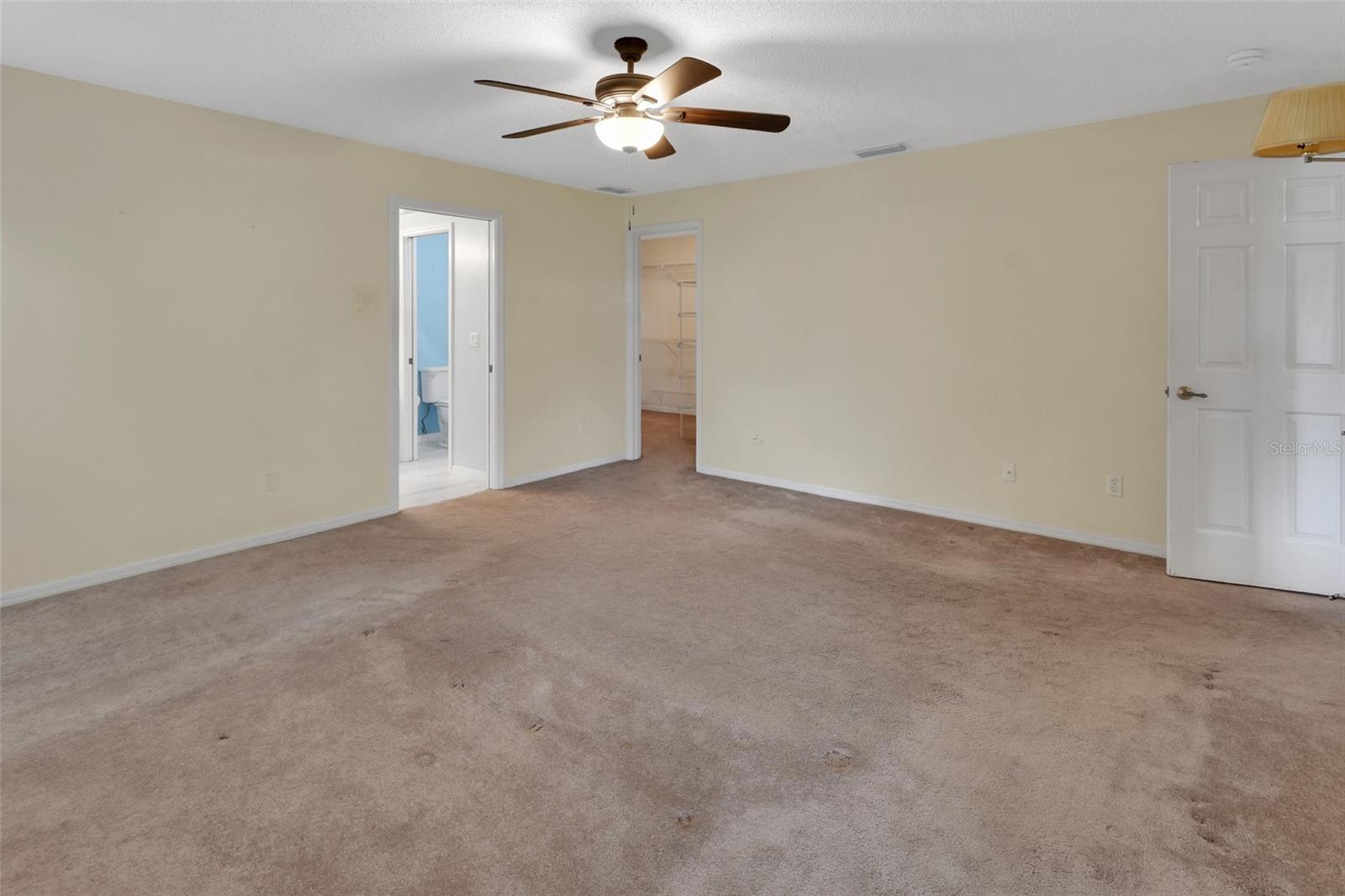 2465 Royal Rd Property Photo 22