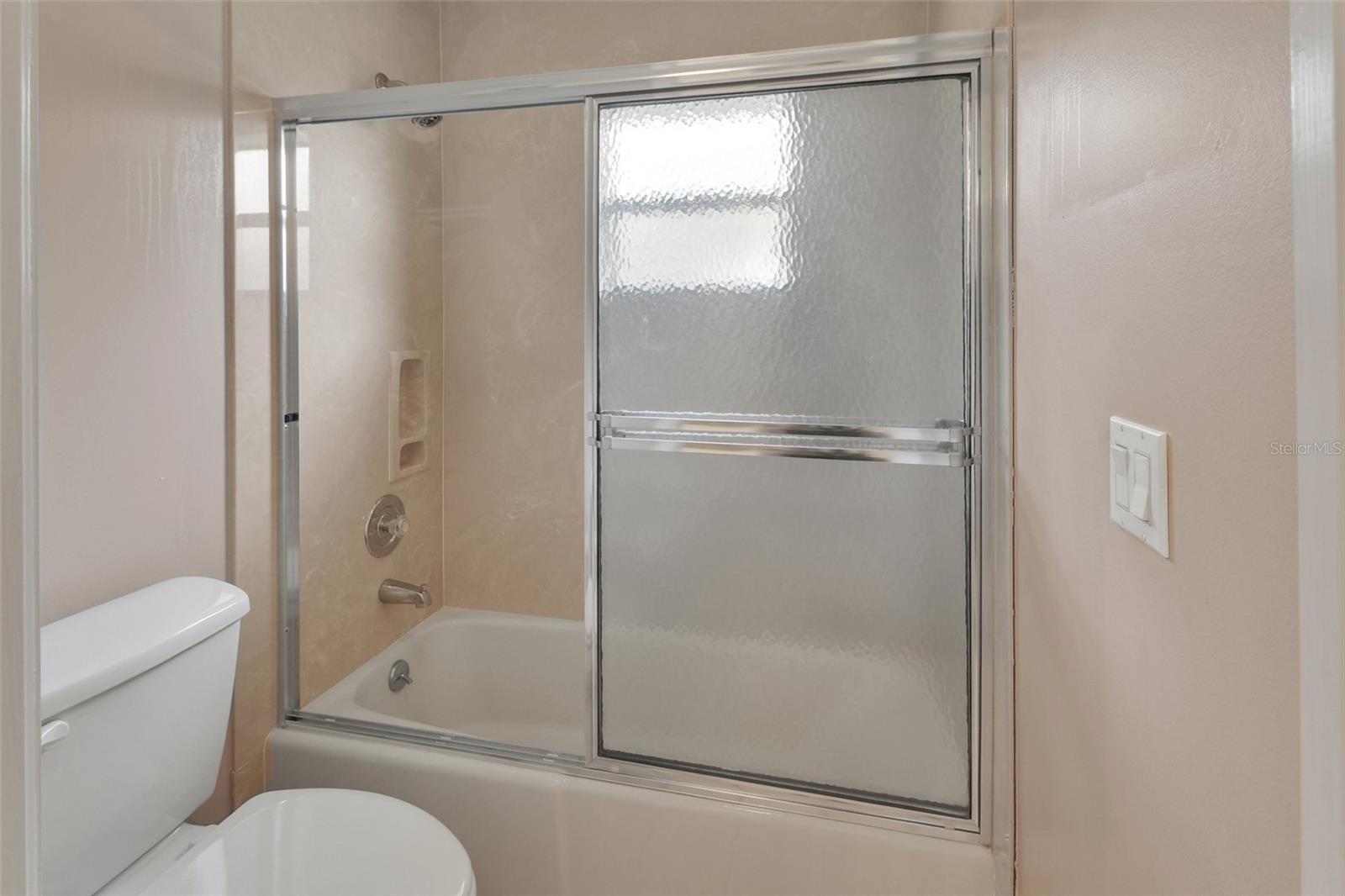 2465 Royal Rd Property Photo 33