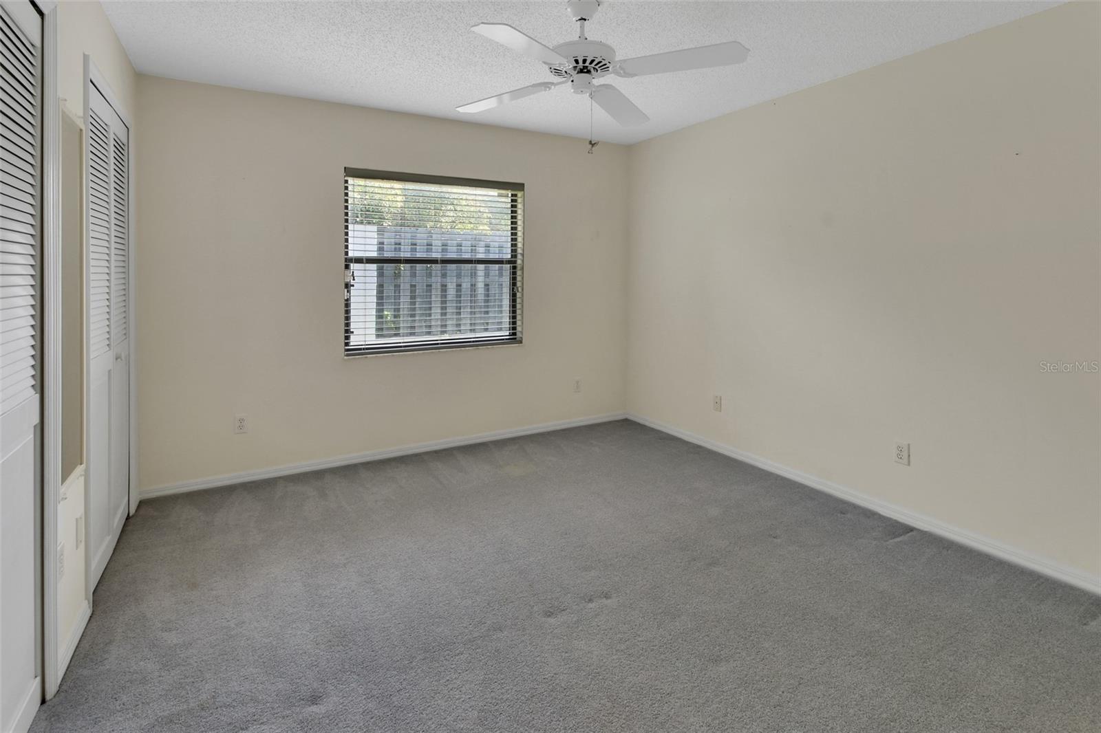 2465 Royal Rd Property Photo 34