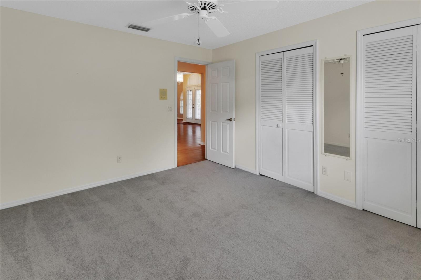 2465 Royal Rd Property Photo 35