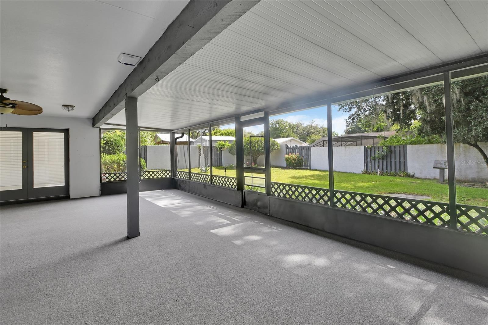 2465 Royal Rd Property Photo 43