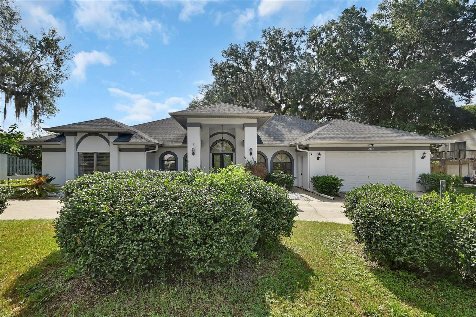 2465 Royal Rd Property Photo 48