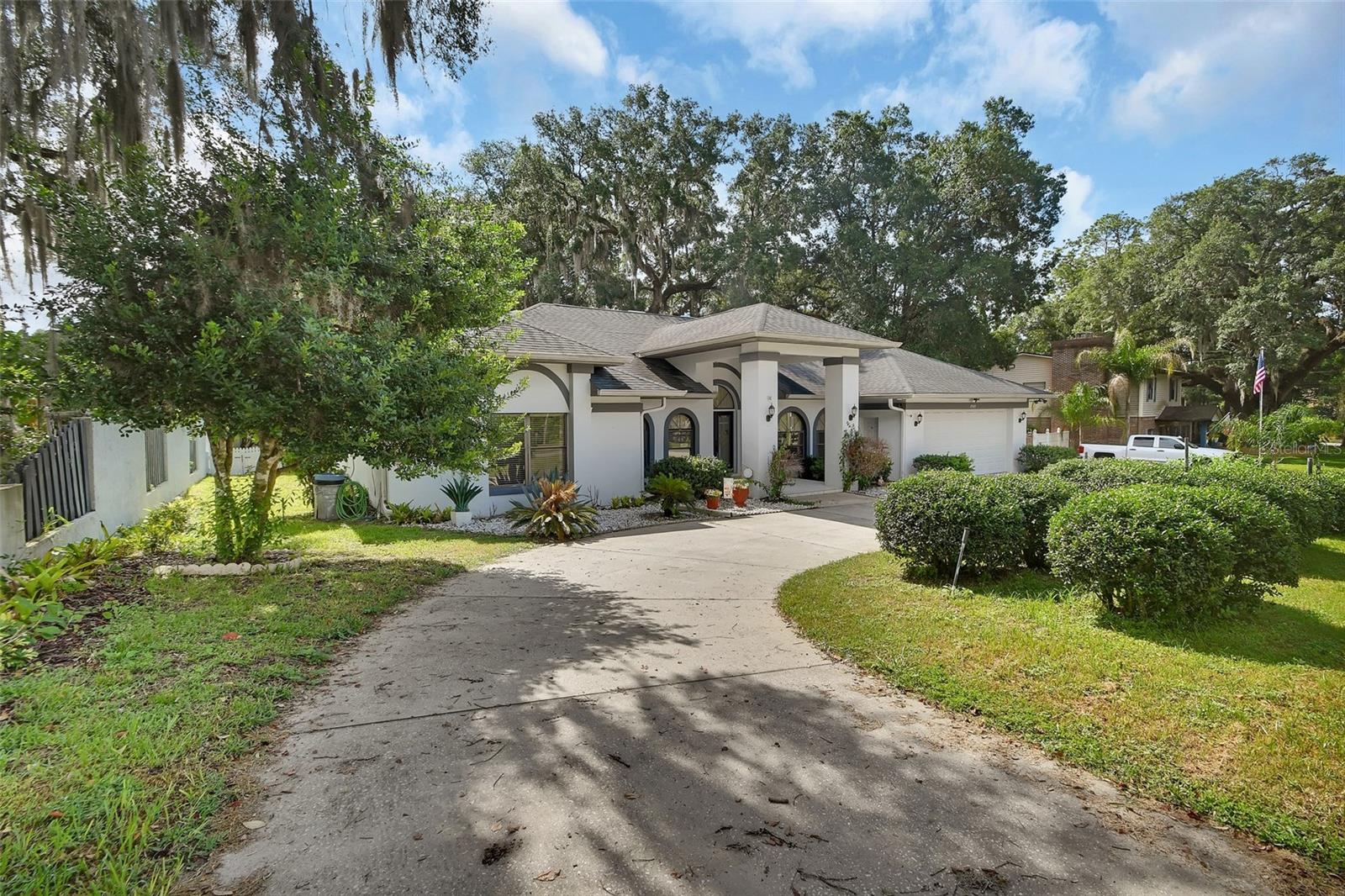2465 Royal Rd Property Photo 49