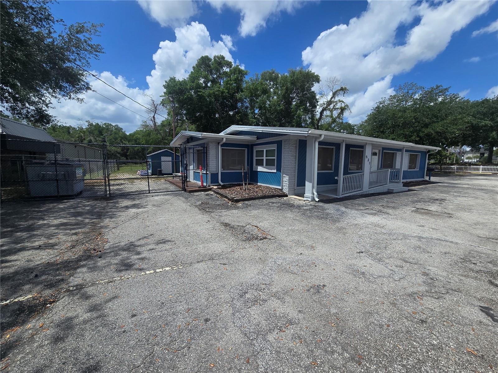 531 Dog Track Rd Property Photo 4