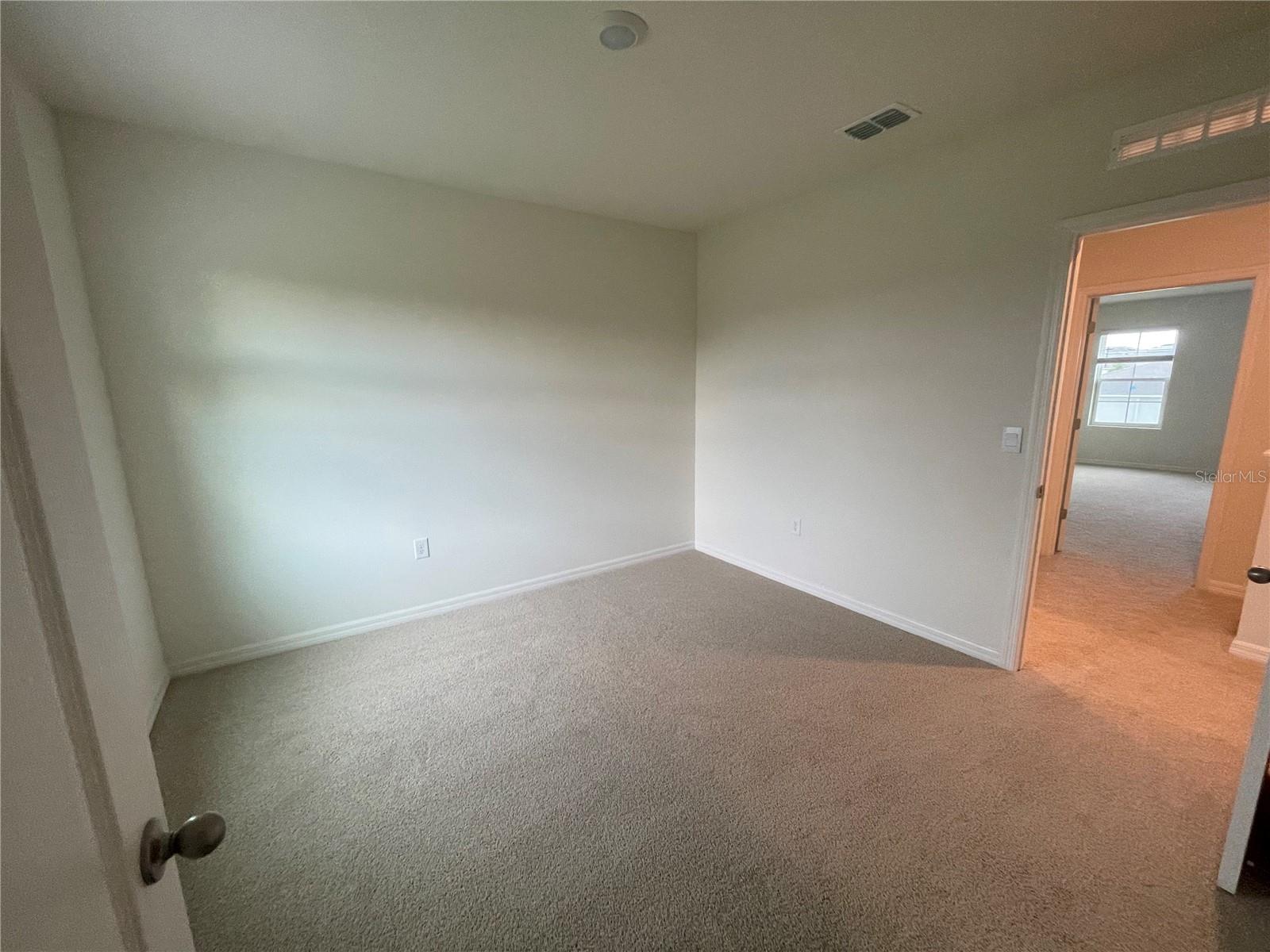 498 Baroness Way Property Photo 10