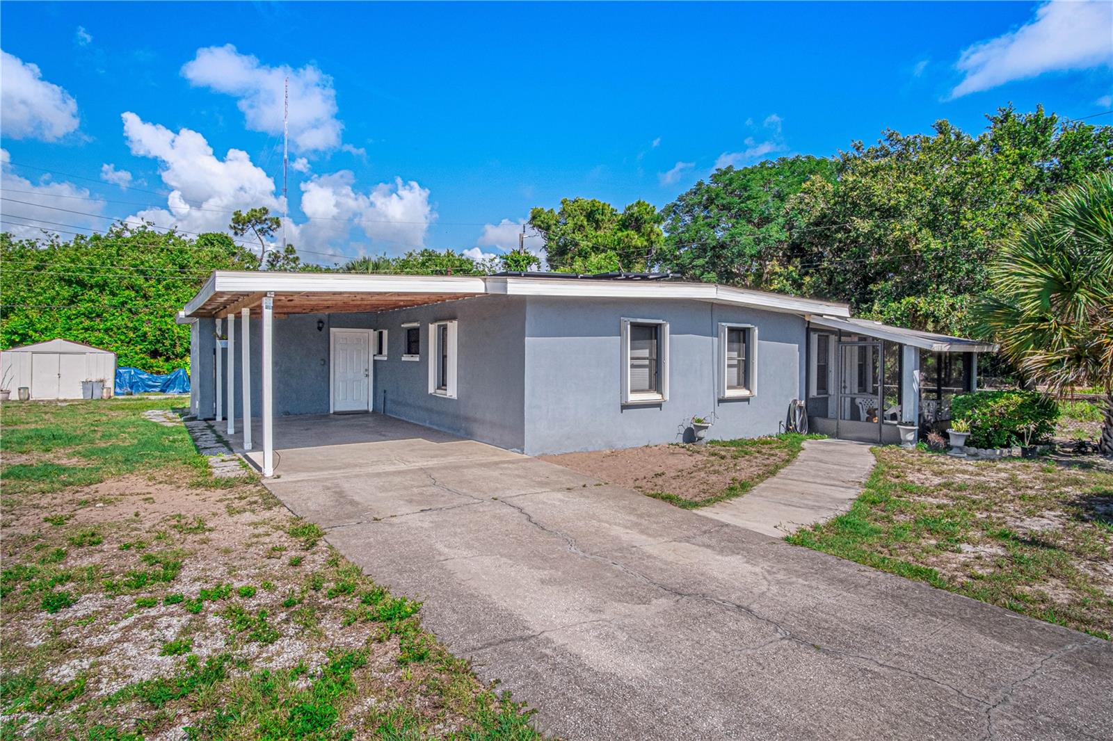 4588 Parker Ave Property Photo 1