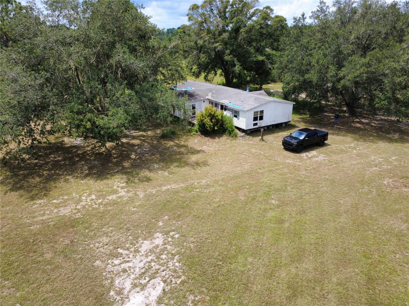 38045 County Road 439 Property Photo 3
