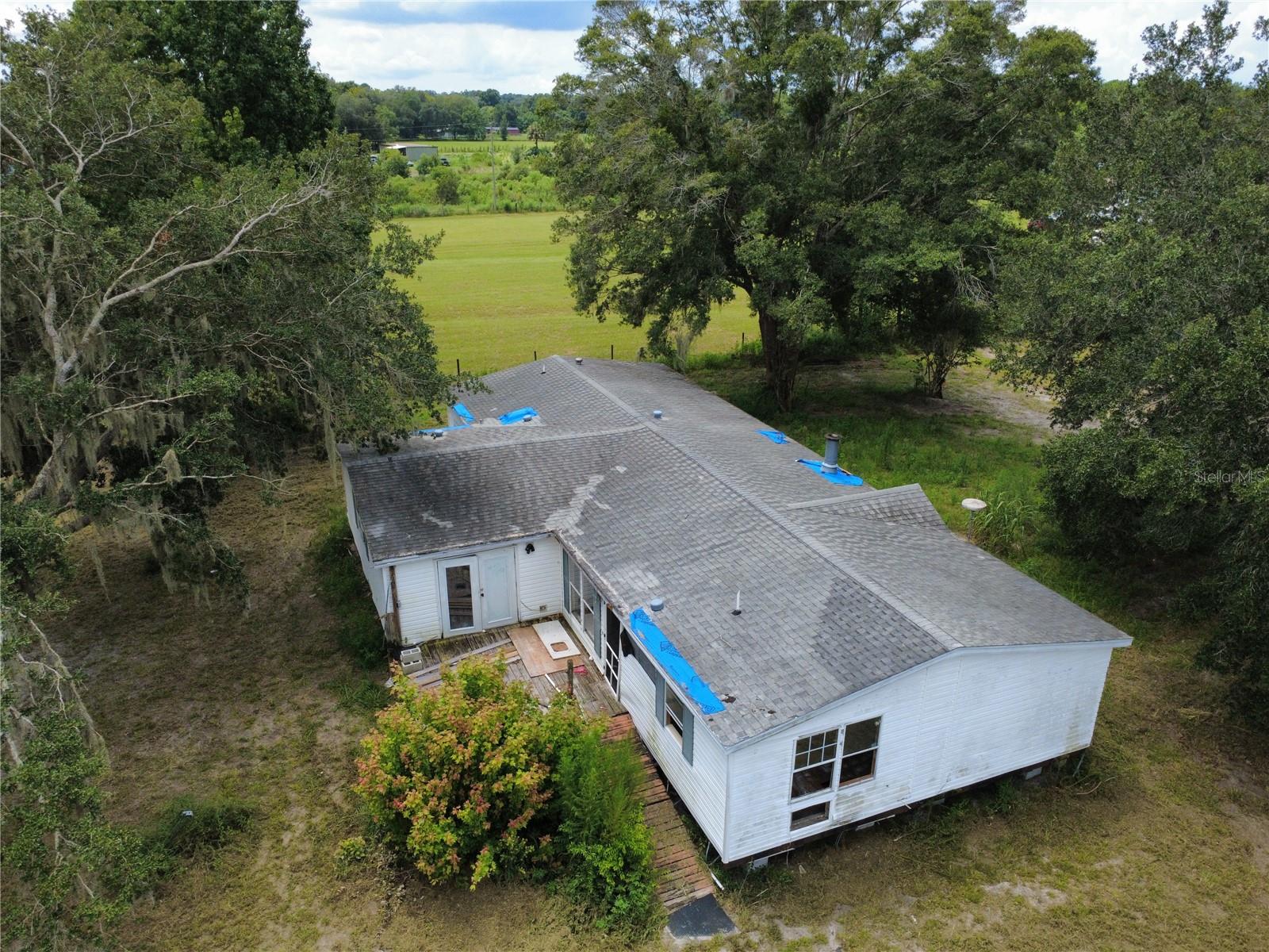 38045 County Road 439 Property Photo 6