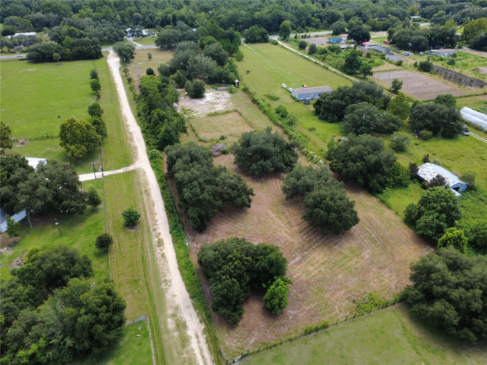 38045 County Road 439 Property Photo 12