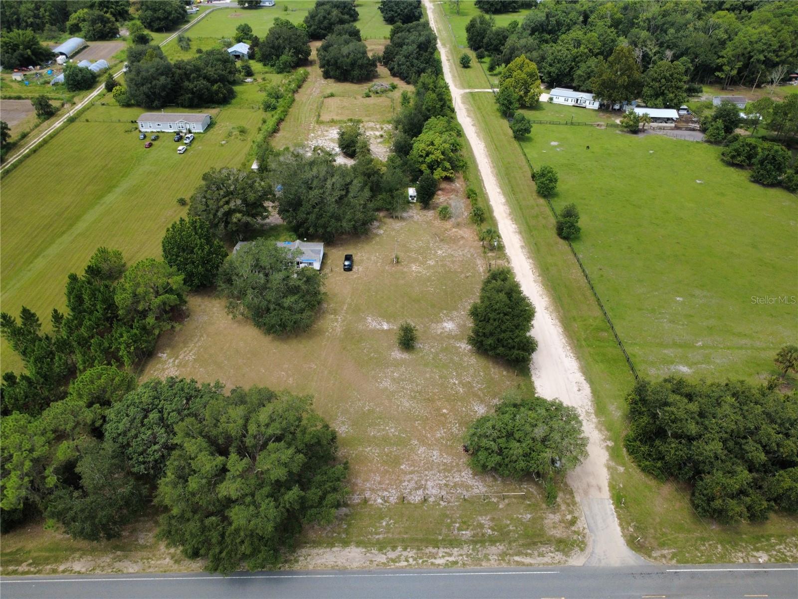 38045 County Road 439 Property Photo 13