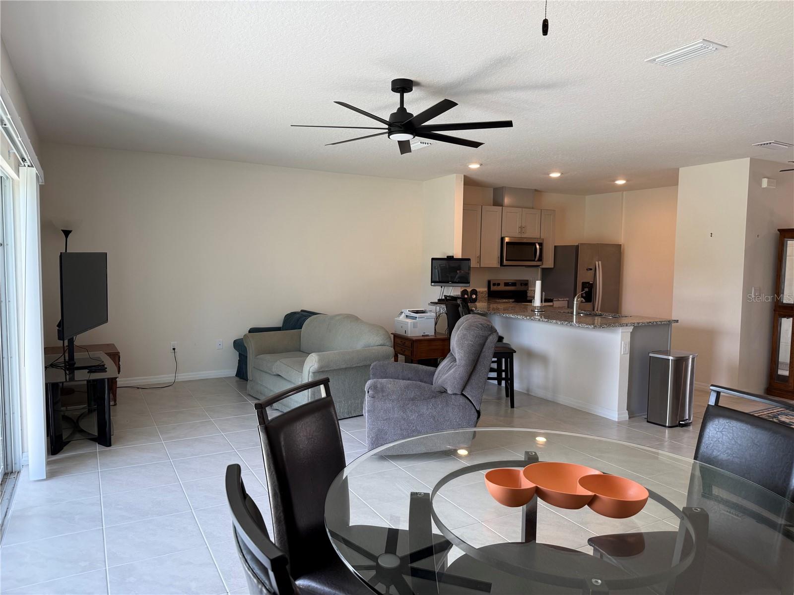 2730 Silver Canoe Dr Property Photo 10