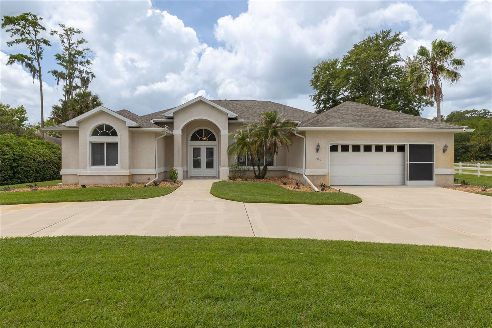 100 Paradise Valley Ct Property Photo 1