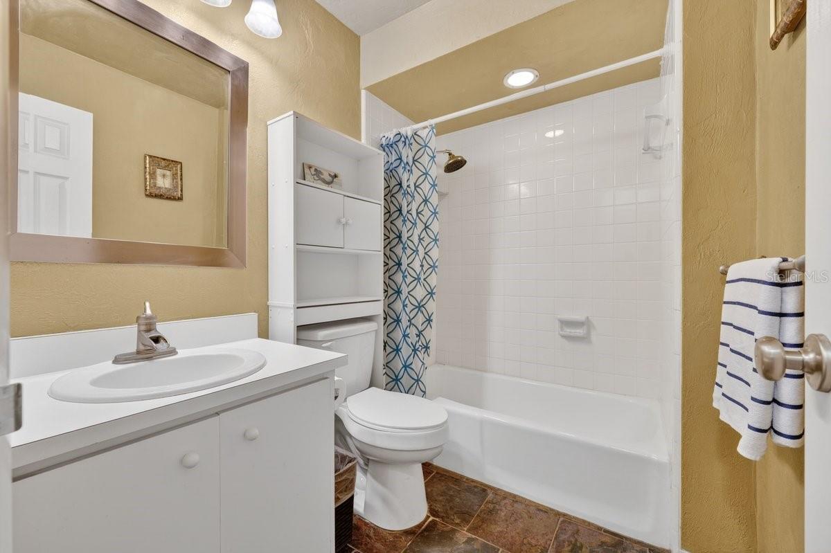 302 Gatewood Ct Property Photo 18