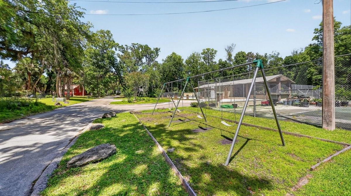 302 Gatewood Ct Property Photo 46