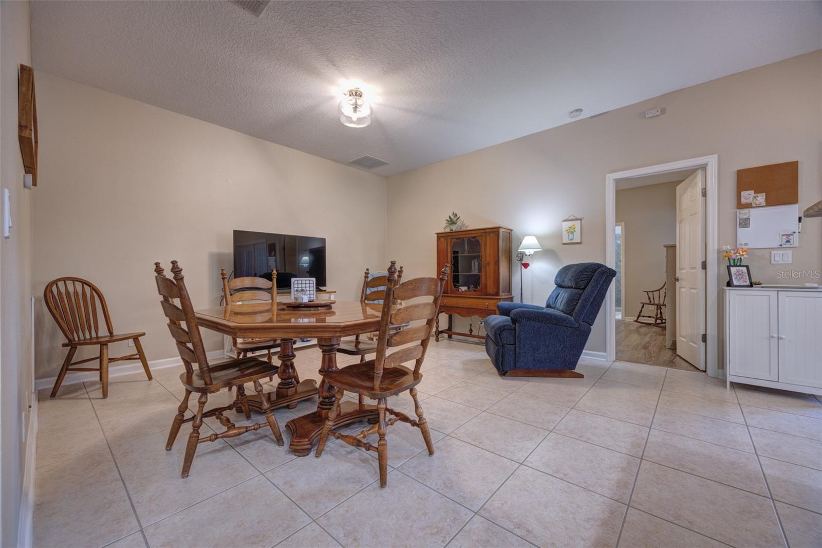 901 Wynbrook Ln Property Photo 13