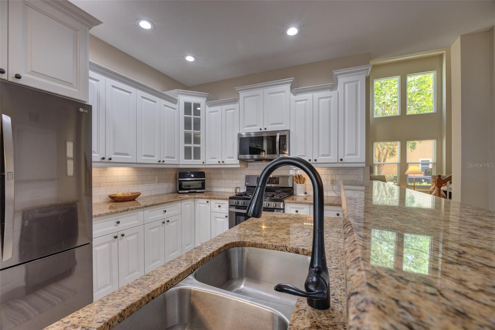 901 Wynbrook Ln Property Photo 15