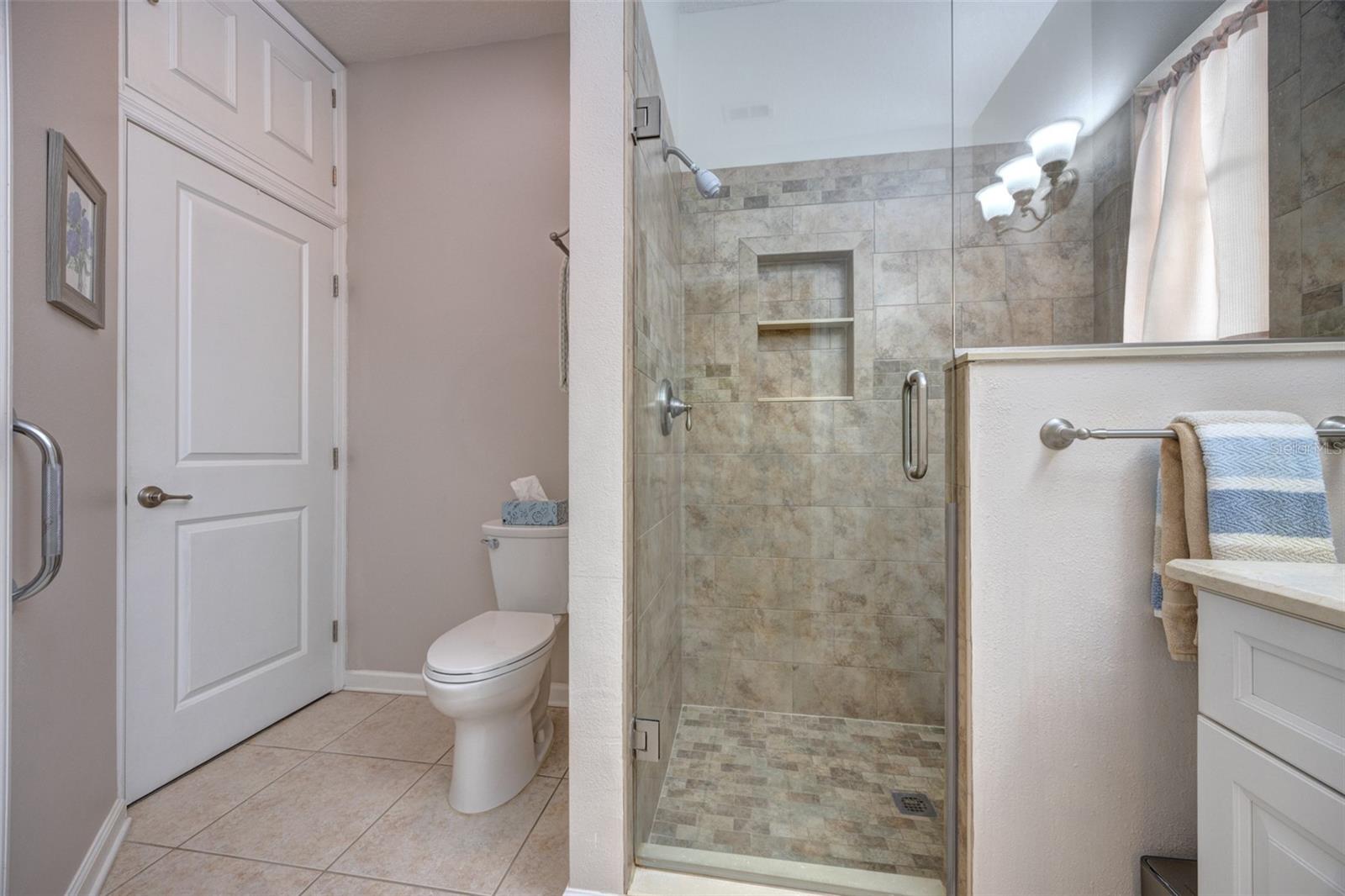 901 Wynbrook Ln Property Photo 21