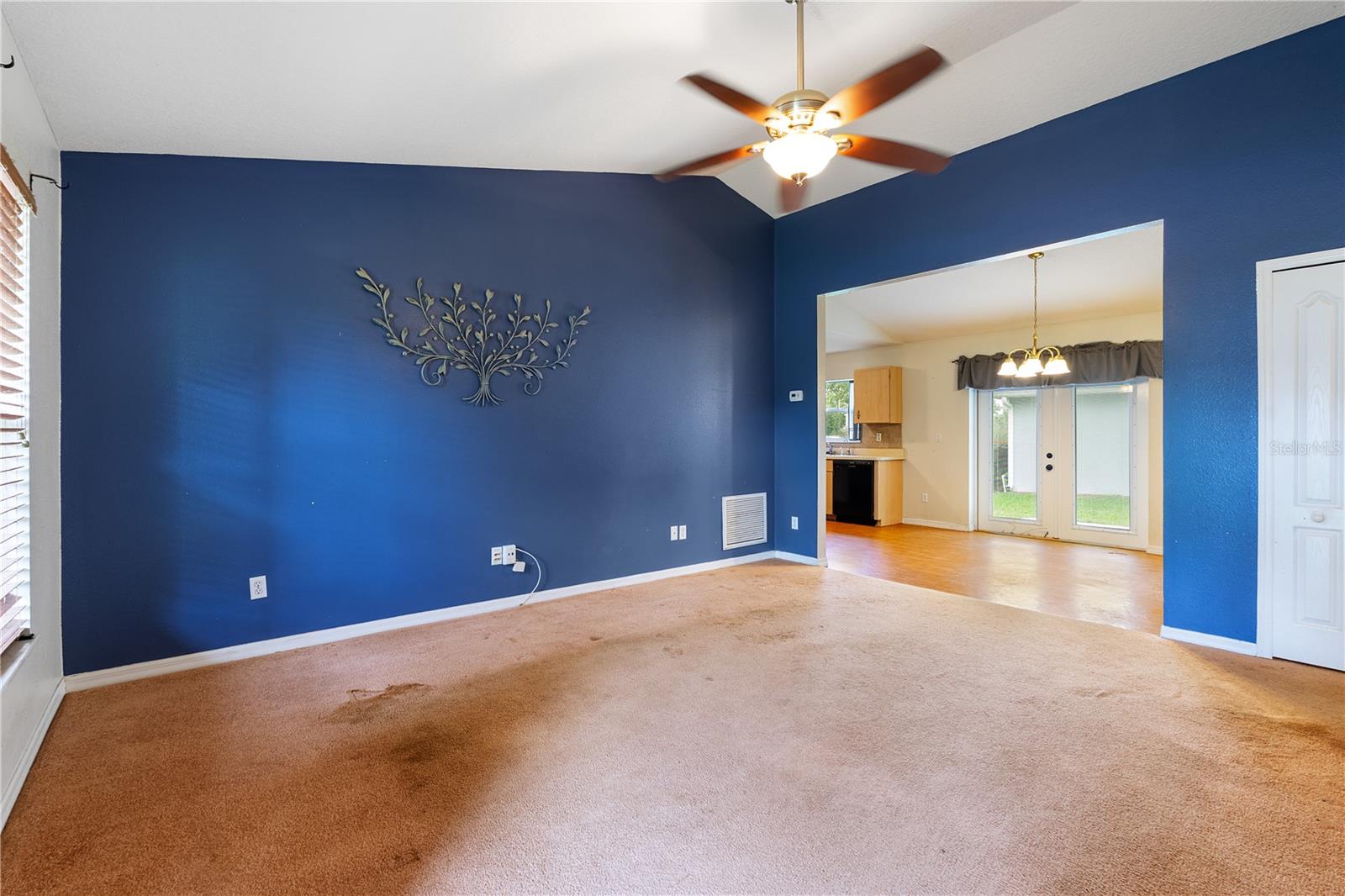 1509 West Pkwy Property Photo 14