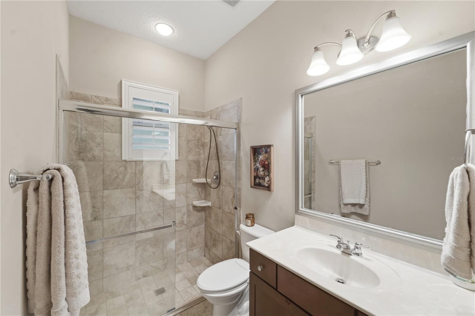 125 Asterbrooke Dr Property Photo 30
