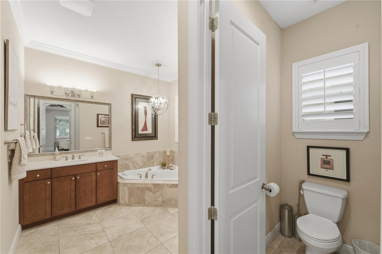 125 Asterbrooke Dr Property Photo 33