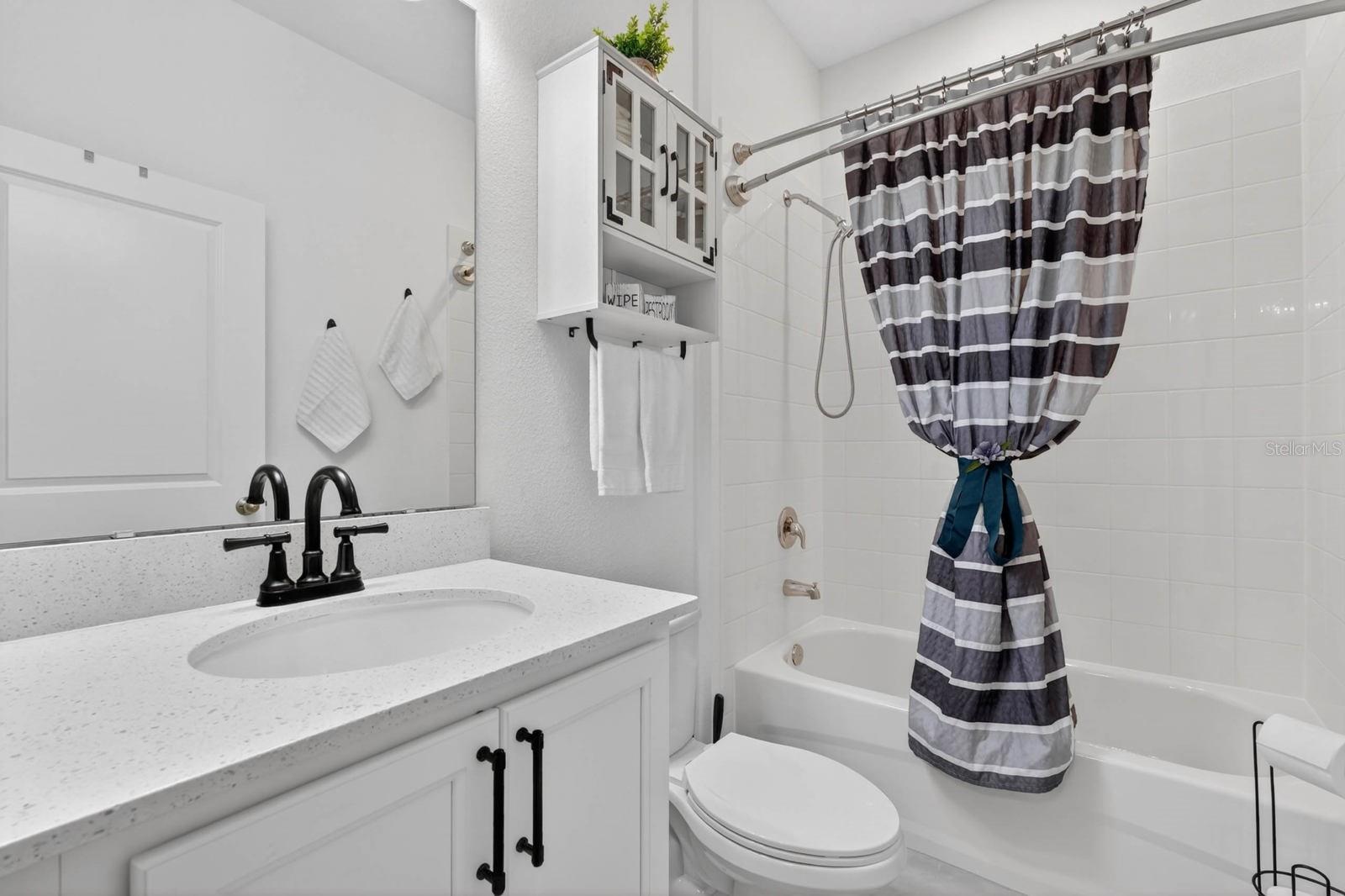 1615 Meadowlark Dr Property Photo 23